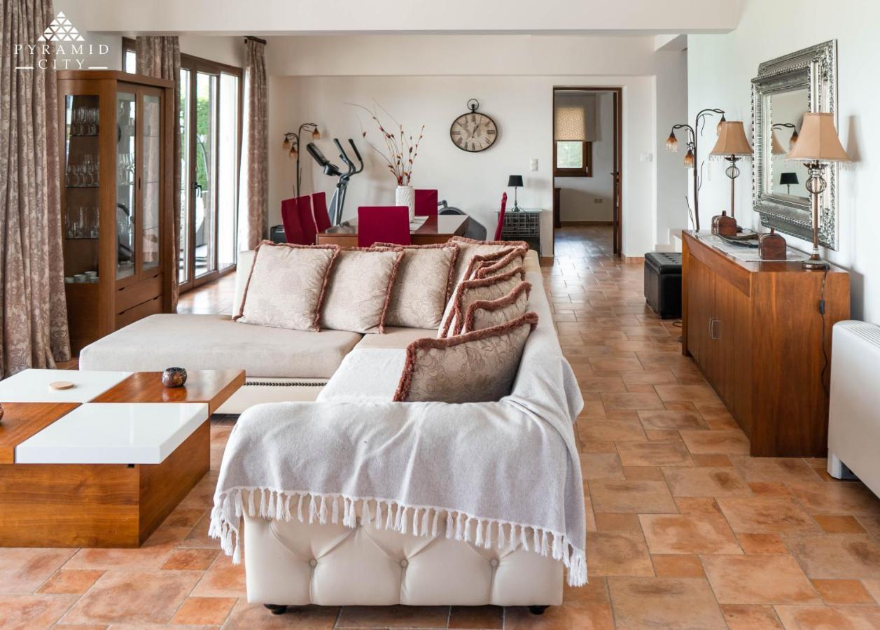 Luxury Villa Hera - Beachfront Roda (Corfu) Exterior foto